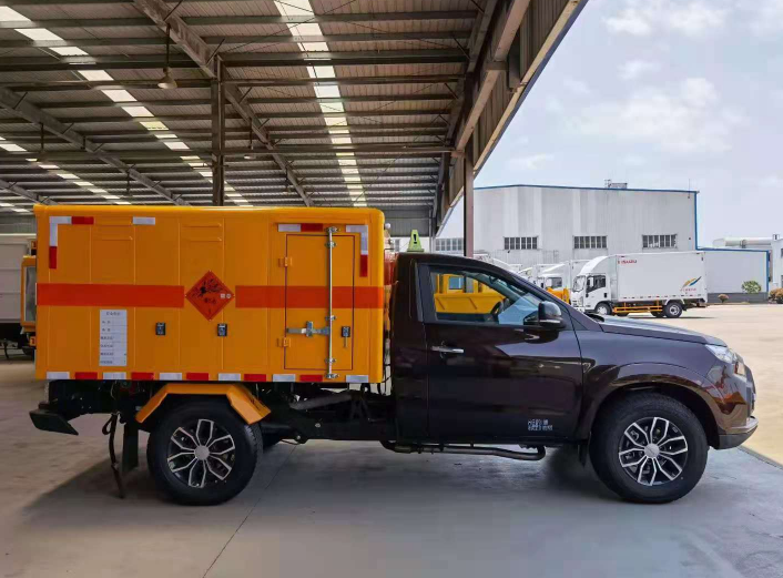 德州凯龙矿山设备爆破器材运输车安全性如何?